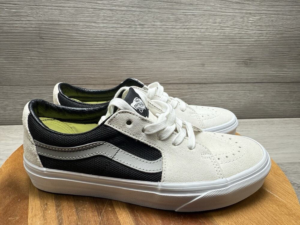 VANS UA SK8-Low CONTRAST Sneakers White/Black Womens 8